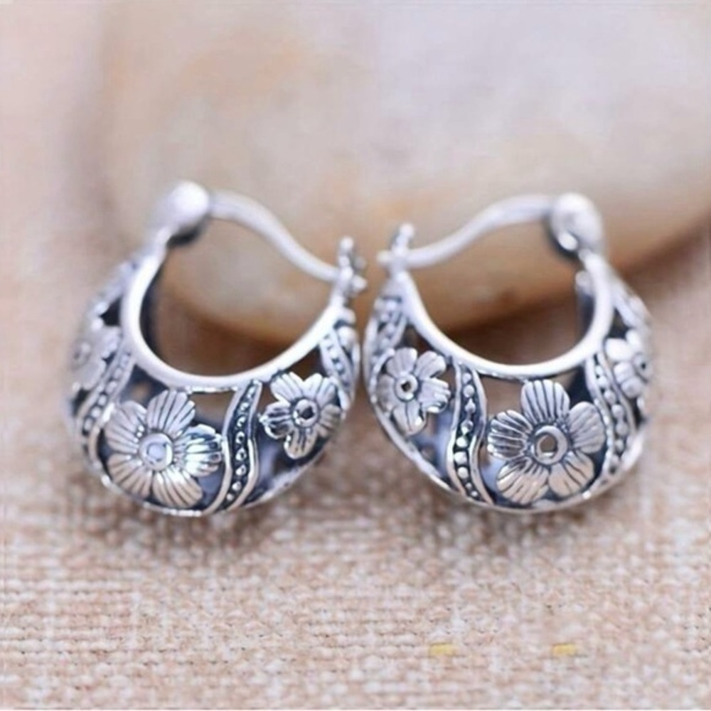 Silver Floral Scrollwork Design Earrings